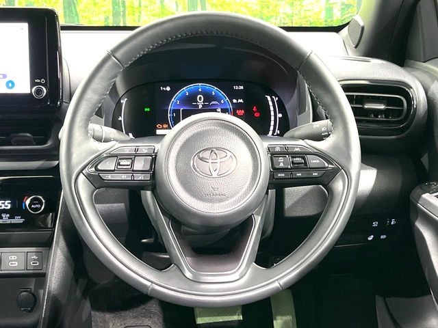 �y�����v�����X�e�A�����O�z�㎿�Ȋv���g�p���邱�ƂŁA��ɂ����������݂ƂĂ��^�]���₷���n���h���ł���