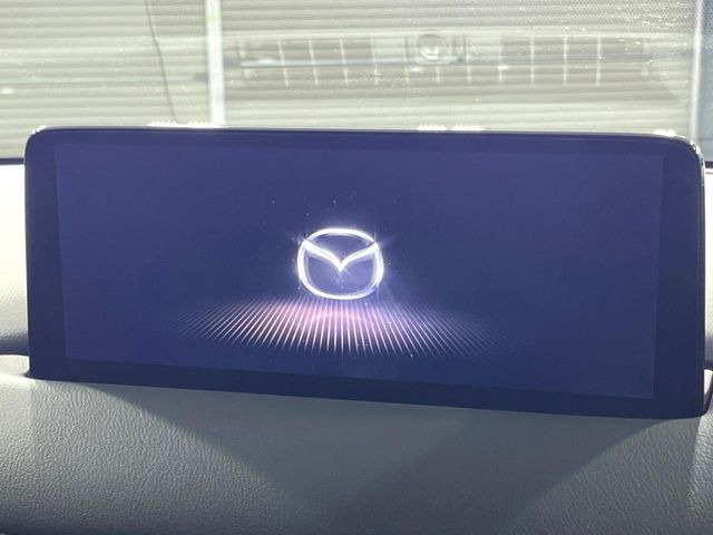 �y�}�c�_�R�l�N�g�i�r�z�ԓ��̕��͋C�Ƀ}�b�`������̌^�^�C�v�̃i�r�B�e����q�ݒ��Bluetooth�Đ����A�l�X�ȋ@�\���y���߂܂��B�����I�ȃ_�C�������삪�\�ŁA�g��������ǍD�ł��B