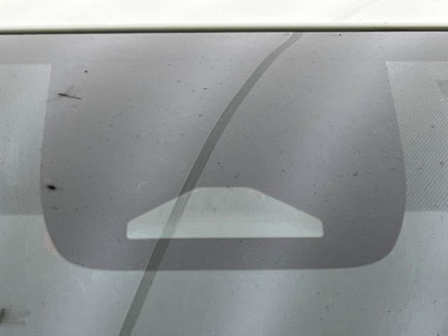 �y�g���^�Z�[�t�e�B�Z���X�z���s���ɑO���̎ԗ�����F�����A�Փ˂������Ȏ��͌x��ƃu���[�L�ŏՓˉ���Ɣ�Q�y�����A�V�X�g�B�����S�Ƀh���C�u�����y���݂��������܂��B