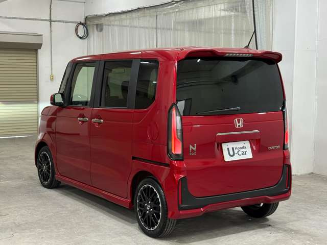 N-BOXカスタムターボ コーディネートスタイル モノトーン