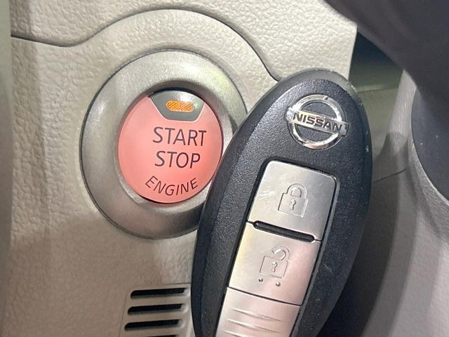 �y�C���e���W�F���g�L�[�z�J�o����|�P�b�g�ɓ��ꂽ�܂܂ł��h�A�̎{���E�������\�ȃX�}�[�g�L�[�𑕔��B�G���W���̃I���E�I�t�����J�M�����o���K�v����������Ƃ��Ă��֗��ł���