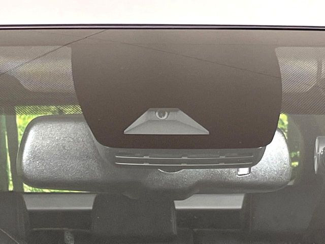 �y�g���^�Z�[�t�e�B�Z���X�z���s���ɑO���̎ԗ�����F�����A�Փ˂������Ȏ��͌x��ƃu���[�L�ŏՓˉ���Ɣ�Q�y�����A�V�X�g�B�����S�Ƀh���C�u�����y���݂��������܂��B