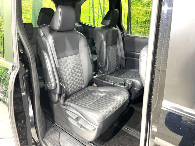 ���ڒ����̓E�H�[�N�X���[�ƂȂ��Ă���܂��B���ڂƎO��ڂ̈ړ�����~�肪�Ƃ��Ă��y�ɂȂ�̂ŁA���~��̍ۂ��X�g���X�������邱�Ƃ͂���܂����