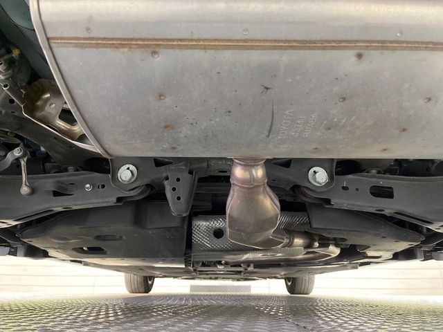 大好評を頂いておりますボディの弾スプラッシュコートも好評受付中。通常のガラスコートと異なる、耐久年数6年の無機質ガラスコーティングが、ボディをキレイな状態に保ってくれます。