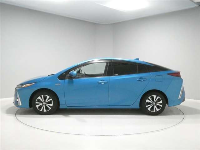 プリウスPHV1.8 S