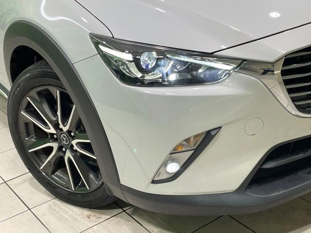 �yLED�w�b�h���C�g�z���V����ԑ��s�����ǍD�Ȏ��E���m�ۂ����S���ĉ^�]�ł��鍂�P�xLED�w�b�h���C�g�𑕔�!�_�����x�������A����d�͂��}�����Ă��܂��B