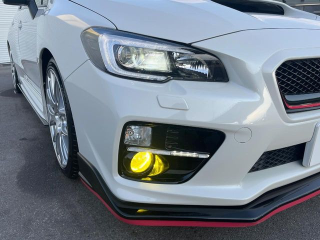 �yLED�w�b�h���C�g&LED�A�N�Z�T���[���C�i�[�z���V����ԑ��s�����ǍD�Ȏ��E���m�ۂ����S���ĉ^�]�ł��鍂�P�xLED�w�b�h���C�g�𑕔�!�_�����x�������A����d�͂��}�����Ă��܂��B