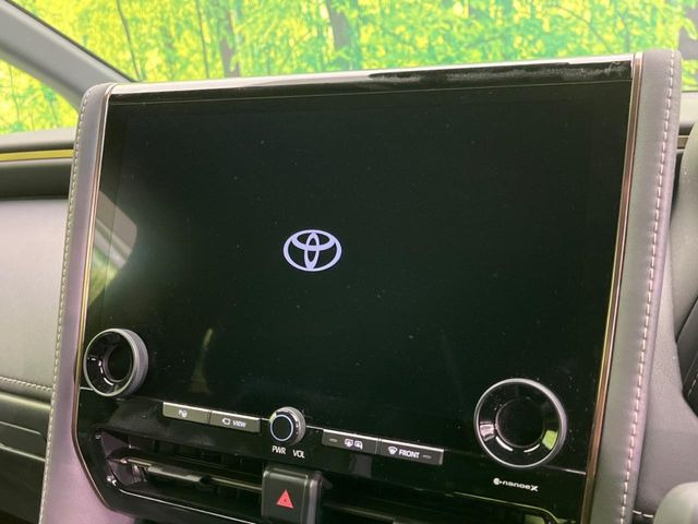 【14インチディスプレイオーディオ】画面内にオーディオ操作はもちろん、空調の調整機能なども盛り込んだ多機能なディスプレイオーディオです!スマートフォン連携はもちろん、車載ナビもお使いいただけます♪