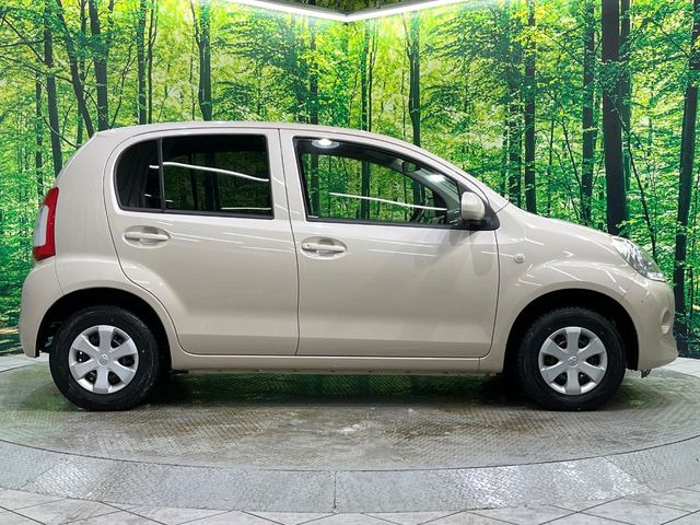 ��D�]�𒸂��Ă���܂��{�f�B�R�[�g���D�]��t���B�������x�̃K���X�疌�ŝ����͂������A�㎿�ȃc���E����������B���O����_���J�����؂Ȉ��Ԃ�ی삵�A�F�����E�򉻂�h�~�B