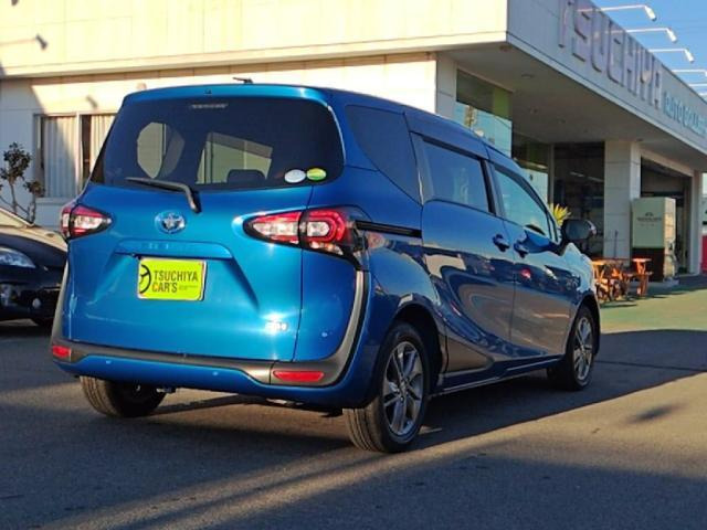 シエンタハイブリッド 1.5 G クエロ