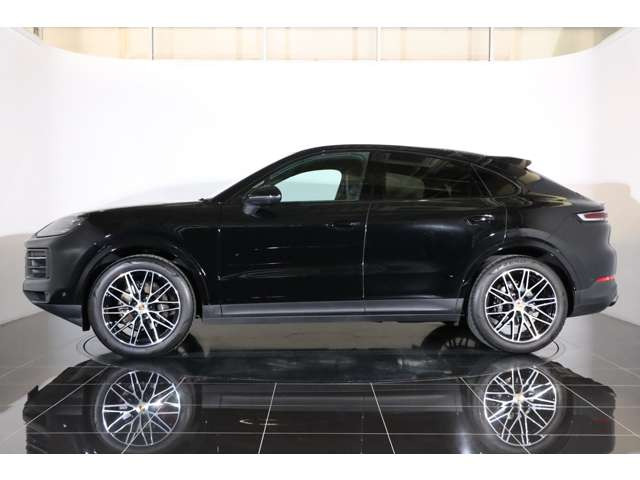 ��ȃv���C�o�V�[�K���X��75,000�����ŊO���F�̃u���b�N�Ƒ������悭�A�������܂�����ۂ�^���Ă���܂��B