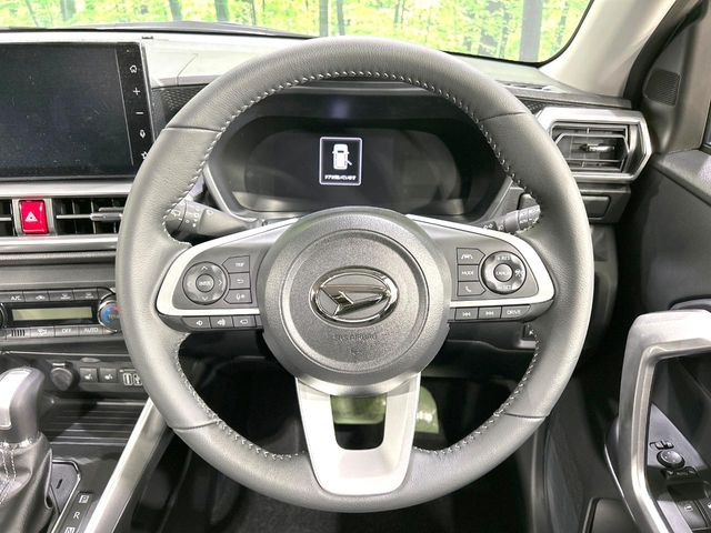 �y�����v�����X�e�A�����O�z�㎿�Ȋv���g�p���邱�ƂŁA��ɂ����������݂ƂĂ��^�]���₷���n���h���ł���