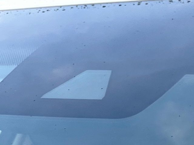 �y�g���^�Z�[�t�e�B�Z���X�z���s���ɑO���̎ԗ�����F�����A�Փ˂������Ȏ��͌x��ƃu���[�L�ŏՓˉ���Ɣ�Q�y�����A�V�X�g�B�����S�Ƀh���C�u�����y���݂��������܂��B