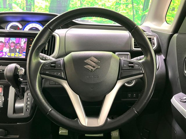 �y�����v�����X�e�A�����O�z�㎿�Ȋv���g�p���邱�ƂŁA��ɂ����������݂ƂĂ��^�]���₷���n���h���ł���