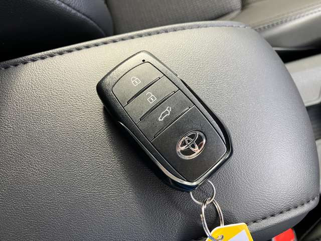 ���L�[�t���[�V�X�e���������R���L�[���g�т��Ă���΃L�[���|�P�b�g�Ȃǂ���o���Ȃ��Ă��h�A�̎{���E��������уG���W���n�����o���܂�!