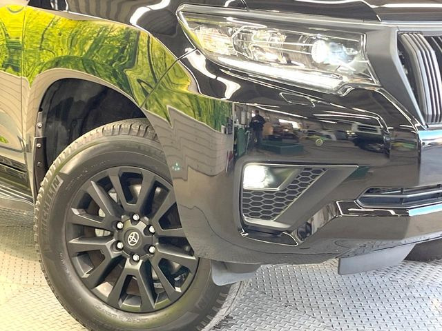 �yLED�w�b�h���C�g�z���V����ԑ��s�����ǍD�Ȏ��E���m�ۂ����S���ĉ^�]�ł��鍂�P�xLED�w�b�h���C�g�𑕔�!�_�����x�������A����d�͂��}�����Ă��܂��B