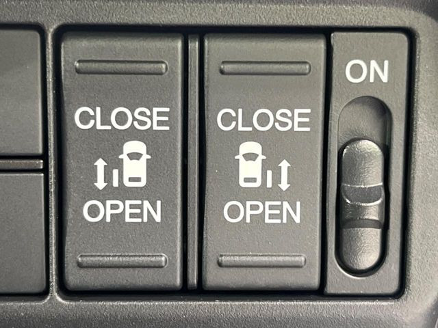 �y�����p���[�X���C�h�h�A�z�X�}�[�g�L�[��^�]�Ȃ̃X�C�b�`�Ō�ȗ����X���C�h�h�A�̊J���\���d��������͂����ăh�A���J����K�v�������A�����Ȃ��q�l�ł��ȒP�ɊJ���߂ł����K�ł���