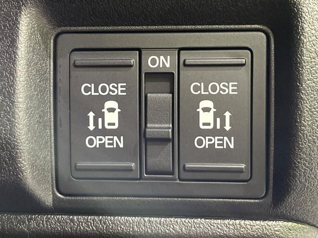 �y�����p���[�X���C�h�h�A�z�X�}�[�g�L�[��^�]�Ȃ̃X�C�b�`�Ō�ȗ����X���C�h�h�A�̊J���\���d��������͂����ăh�A���J����K�v�������A�����Ȃ��q�l�ł��ȒP�ɊJ���߂ł����K�ł���