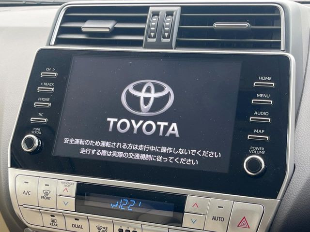 �y�i�r�@�\�t��9�^�f�B�X�v���C�I�[�f�B�I�z�i�r�@�\���ڂ̑��A�������̃X�}�[�g�t�H���ƘA�g���āA�i�r��bluetooth�ł̉��y�Đ����\�ł���f�U�C���͂�����񑀍쐫���ǍD!