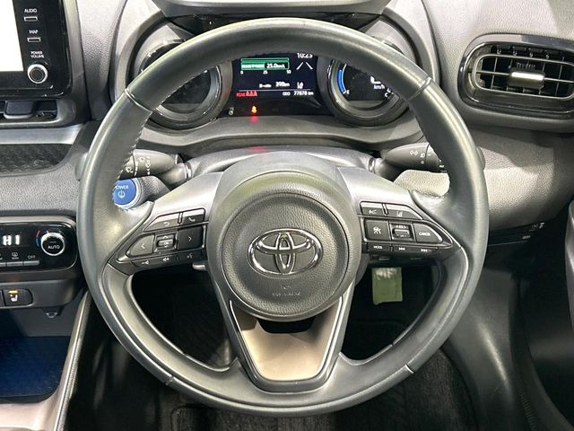 �y�����v�����X�e�A�����O�z�㎿�Ȋv���g�p���邱�ƂŁA��ɂ����������݂ƂĂ��^�]���₷���n���h���ł���