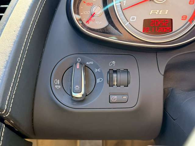 �C�ɂȂ邨�Ԃ�����܂�����E�̓d�b�ԍ����璼�ڂ��X�ɂ��₢���킹���������B�x�����@����ԗ����A��Ԃ܂łȂ�ł������������Ē����܂��B�X�^�b�t�ꓯ���A�����҂����Ă���܂��B