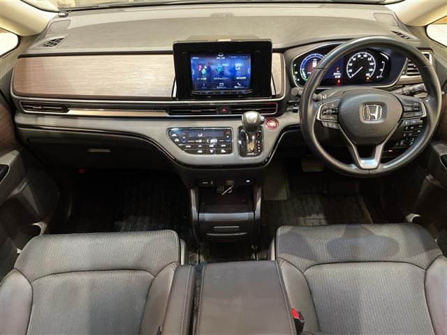 オデッセイ2.0 e:HEV アブソルート EX