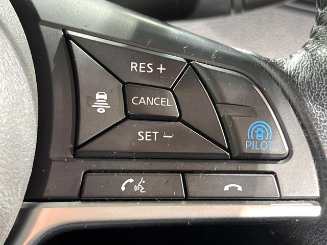 �y�v���p�C���b�g�z�������H�ł̒��������s���y��!!�a�؎��Ə��񑖍s�̃V�[���ŁA�A�N�Z���E�u���[�L�E�X�e�A�����O�������Ő��䂵�A�������^�]�̕��S���y�����Ă���܂���