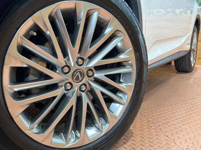 �y����20�C���`�A���~�z�C�[���z�O�ςɃ}�b�`���������A���~�z�C�[���𑕒����Ă���܂��B�e��ЊO�A���~�z�C�[����A�X�^�b�h���X�^�C�����戵�����Ă���܂��B���񂲑��k����������