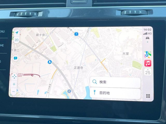 ��Apple Car Play:�X�}�z�Ƃ̗L���ڑ��ŁA�i�r�E�I�[�f�B�I�Đ��ȂǃX�}�z�̃A�v���@�\����ʂł��g����֗��@�\�ł�!