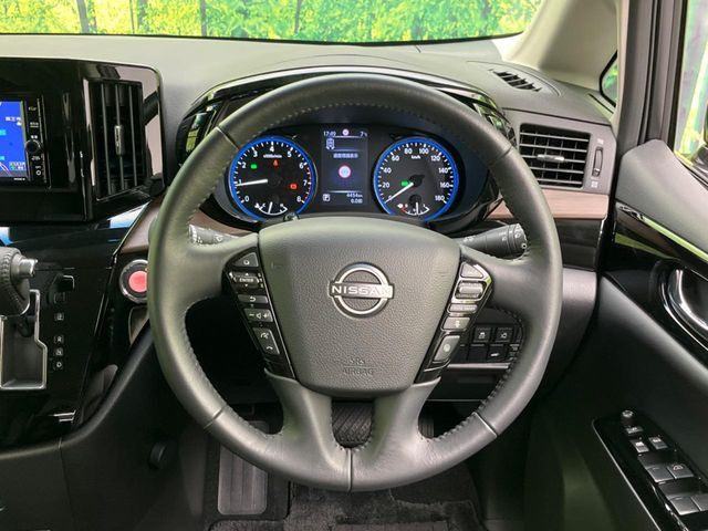 �y�����v�����X�e�A�����O�z�㎿�Ȋv���g�p���邱�ƂŁA��ɂ����������݂ƂĂ��^�]���₷���n���h���ł���