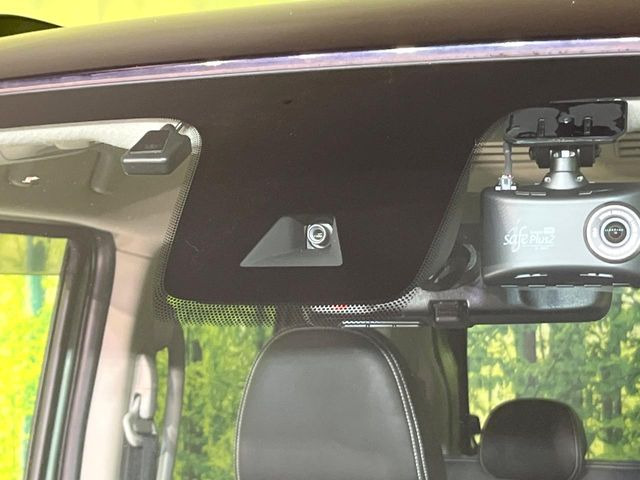 �y�O�He-Assist�z���s���ɑO���̎ԗ�����F�����A�Փ˂������Ȏ��͌x��ƃu���[�L�ŏՓˉ���Ɣ�Q�y�����A�V�X�g�B�����S�Ƀh���C�u�����y���݂��������܂��B