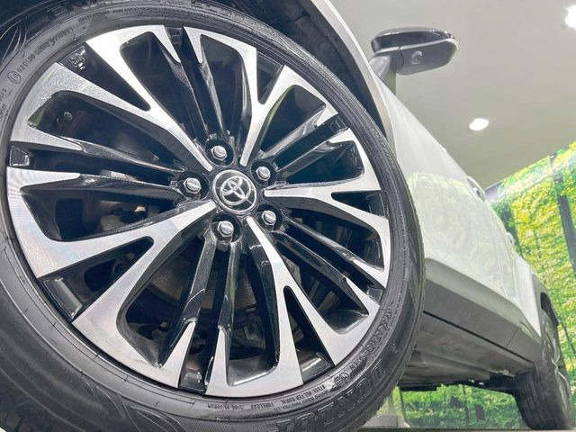 �y����18�C���`�A���~�z�C�[���z�O�ςɃ}�b�`���������A���~�z�C�[���𑕒����Ă���܂��B�e��ЊO�A���~�z�C�[����A�X�^�b�h���X�^�C�����戵�����Ă���܂��B���񂲑��k����������