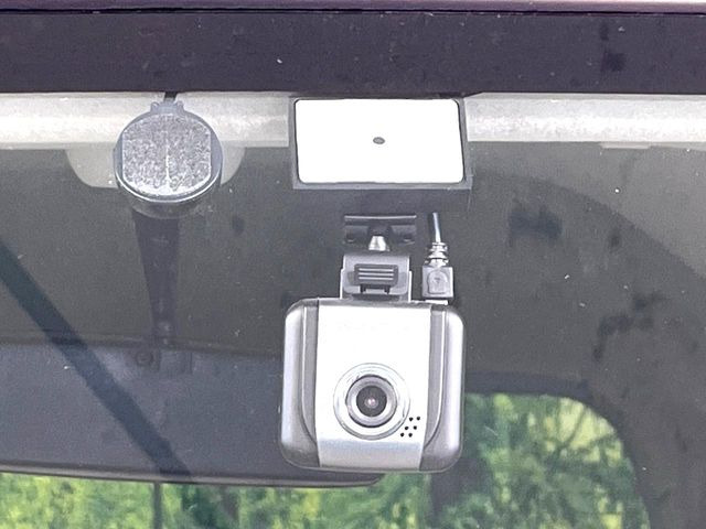 �y�h���C�u���R�[�_�[�z�h���C�u���R�[�_�[����!���s���͂������A������^�]�⎖�̂ɑ��������ہA�f���ŋL�^���A����̃��X�N�ɔ����܂��B���L�^�pSD�J�[�h�͂��q�l�����g�ł��������������K�v������܂��B