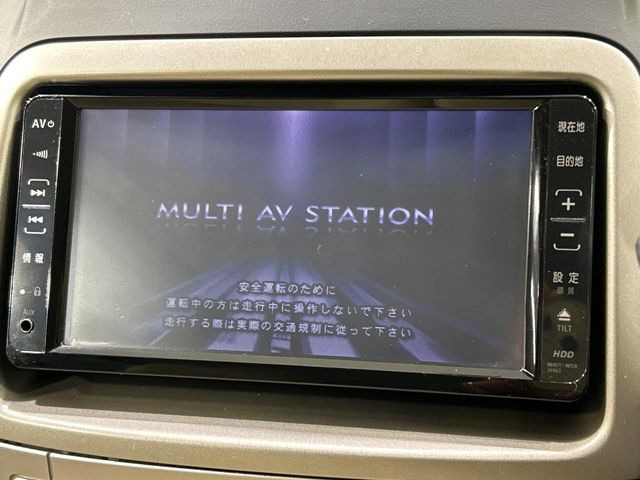 �y�����i�r�z�l�C�̏����i�r�𑕔����Ă���܂��B�i�r�̎g���₷���͂������A�I�[�f�B�I�@�\���[��!�L�����v�◷�s�͂������A�ʋ΂┃�����ȂǕ��i�̃h���C�u���y�����Ȃ�͂���