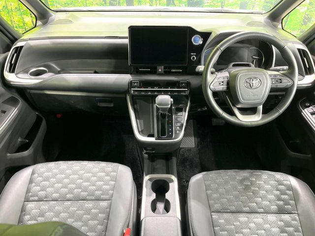 ヴォクシー1.8 ハイブリッド S-Z