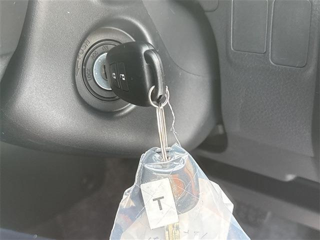 当店は指定工場を併設している店舗となっております!納車に向けた整備やその後のアフターサービスも充実しております!