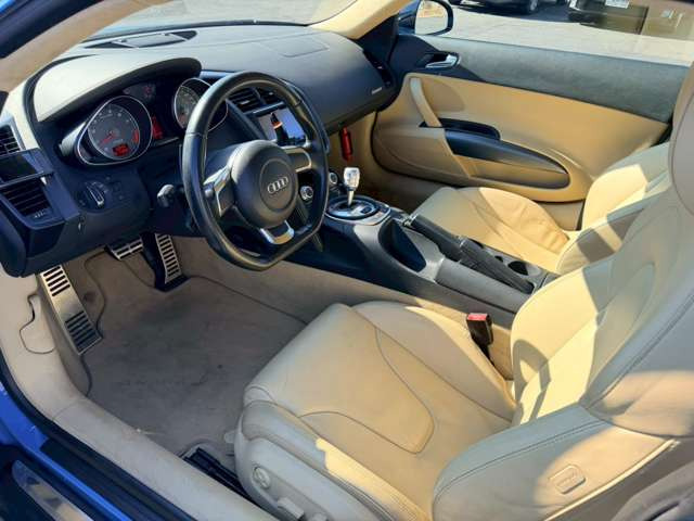 �C�ɂȂ邨�Ԃ�����܂�����E�̓d�b�ԍ����璼�ڂ��X�ɂ��₢���킹���������B�x�����@����ԗ����A��Ԃ܂łȂ�ł������������Ē����܂��B�X�^�b�t�ꓯ���A�����҂����Ă���܂��B