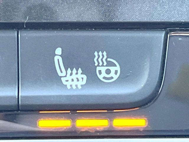 ���t�����g�V�[�g�q�[�e�B���O:�^�]�ȁE����ȋ��ɎO�i�K�Œ��߂��\�ȃV�[�g�q�[�^�[�𑕔����Ă���܂��B�G�߂��킸���K�ɂ��g�p���������܂��B