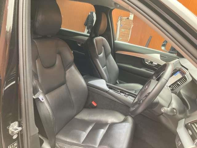 XC90T5 AWD モメンタム 4WD