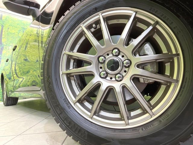 �y16�C���`�A���~�z�C�[���z�O�ςɃ}�b�`�����A���~�z�C�[���𑕒����Ă���܂��B�e��A���~�z�C�[����A�X�^�b�h���X�^�C�����戵�����Ă���܂��B���񂲑��k����������