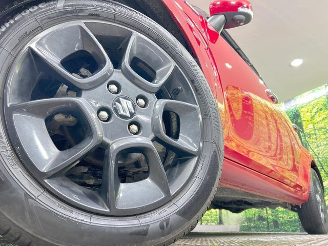 �y����16�C���`�A���~�z�C�[���z�O�ςɃ}�b�`���������A���~�z�C�[���𑕒����Ă���܂��B�e��ЊO�A���~�z�C�[����A�X�^�b�h���X�^�C�����戵�����Ă���܂��B���񂲑��k����������