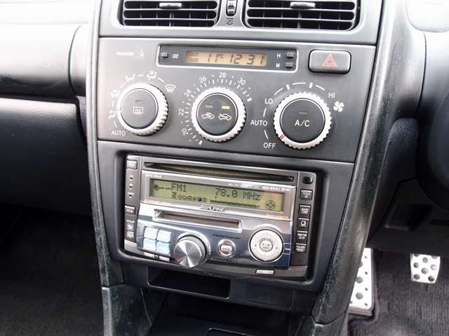 ���Ђ̓h�A�̃q���W����/�e�������/�t���A�}�b�g�ȂǁA�ׂ��ȏ����Y��ɃN���[�j���O�v���܂��B�V�Ԃ��낵���Ă̂悤�ȋP������ԗ������q�l�ɂ��[�Ԃ����Ē����܂��B�������̂��q�l�������S���Ă������������܂�