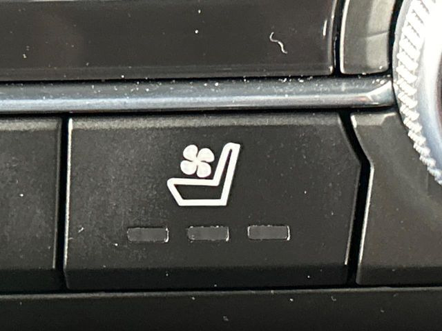 �y�V�[�g�q�[�^�[�z�������ɏd�󂷂�V�[�g�q�[�^�[!�G�A�R����葁�����܂��Ă����̂Ŋ�����̐l�����S�ł��ˁ�G�A�R���̉����͊������邩����A�Ƃ������ɂ����������߂ł��B