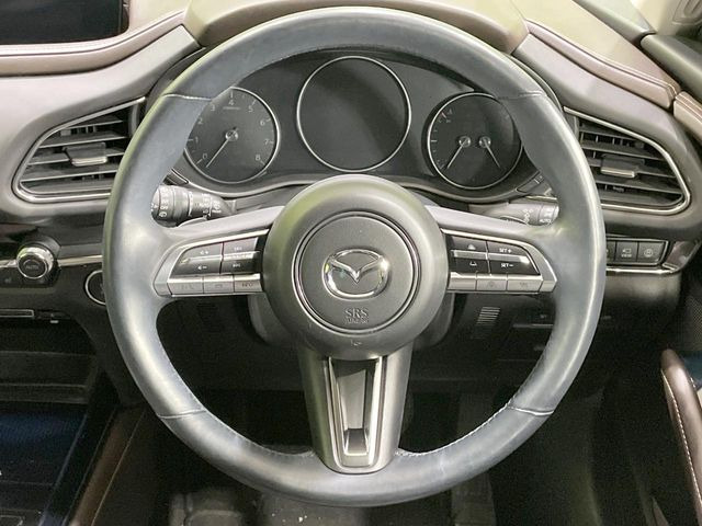 �y�����v�����X�e�A�����O�z�㎿�Ȋv���g�p���邱�ƂŁA��ɂ����������݂ƂĂ��^�]���₷���n���h���ł���