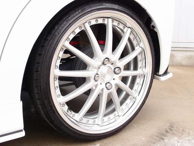 �l�C�̃f�C�Y�n�C�u���b�h�J�X�^���ԗ��̓���!�n�C�E�G�B�X�^�[G�^�[�{���x�[�X��BLTZ�ԍ����AWORK���U���^�[�h�X�|�[�N17AW�A�O�����c�t���b�v�V���[�Y�t���G�A���ȂǑ����̍��z�p�[�c�𑕔�