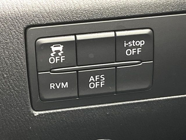 �y�A�C�h�����O�X�g�b�v�z�ԐM����a�؂Œ�Ԃ����ۂɃG���W�����~���A���ʂȔR���̏����}���܂��B�R��������ی�ɂȂ���@�\��G���W���̓u���[�L�𗣂��΍Ďn�����܂��B