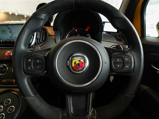 ���ЂɂāA�����N���[�j���O�����{���Ă���܂��̂ŋC�����悭����肢�������܂��B