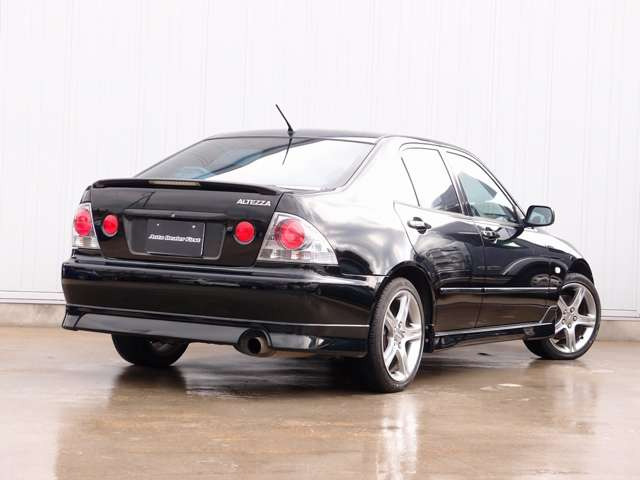 �l�C�̃A���e�b�c�@ 1�I�[�i�[�ԗ��̓���!���ʎd�l�Ԃ�RS200���~�e�b�h�U�ƂȂ�A�ߋ����𐮔��L�^���͑S�ăf�B�[���[�_����20��!�^�C�~���O�x���g�������ς݂ƂȂ�܂�