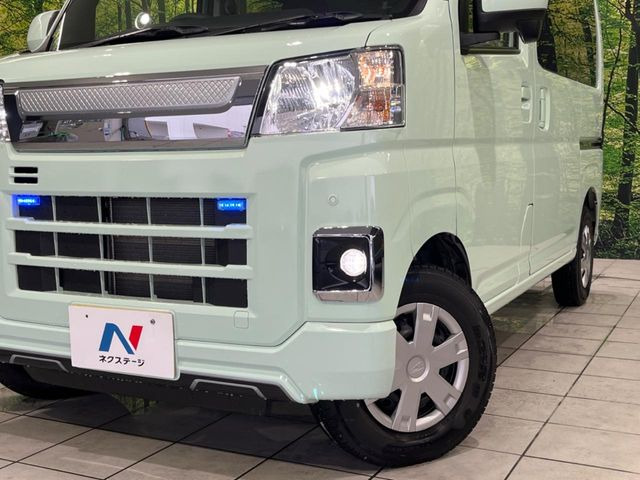 �yLED�w�b�h���C�g�z���V����ԑ��s�����ǍD�Ȏ��E���m�ۂ����S���ĉ^�]�ł��鍂�P�xLED�w�b�h���C�g�𑕔�!�_�����x�������A����d�͂��}�����Ă��܂��B