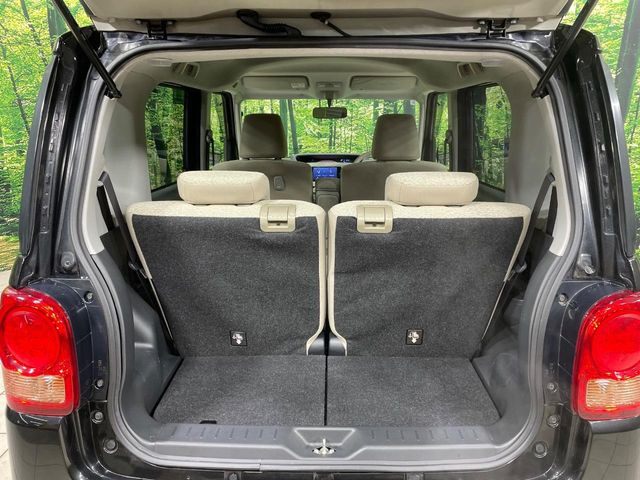 ���i�̂���������ʋ΁A���}���ɏ\���ȉ׎��X�y�[�X���m�ۂ��Ă���܂��B�Z�J���h�V�[�g��|���ƁA�傫�ȉו��̐ύڂ��\�ł���